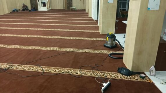 Karpet Masjid Warna Coklat Kingdom 12mm, Pilihan Menarik untuk Masjid dan Musala