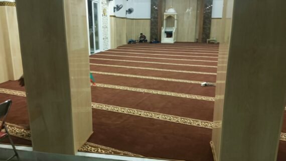 Karpet Masjid Warna Coklat Kingdom 12mm, Membuat Ruang Ibadah Terlihat Lebih Elegan