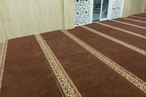 Karpet Masjid Warna Coklat Merk Kingdom 12mm, Pilihan Tepat untuk Mengubah Suasana Masjid