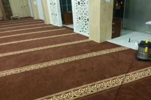 Karpet Masjid Warna Coklat Merk Kingdom 12mm, Pilihan untuk Ruang Shalat yang Lebih Tertata